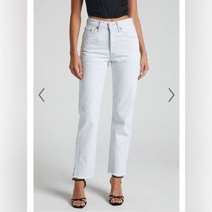 Levi’s 501 new cropped jean in right turn light indigo size 24